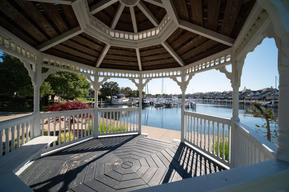10 Cottage Lane Manistee City, MI 49660