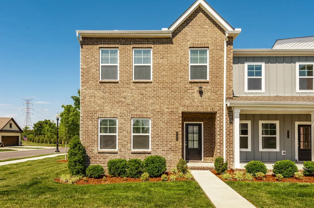 781 Coburg St Gallatin, TN 37066