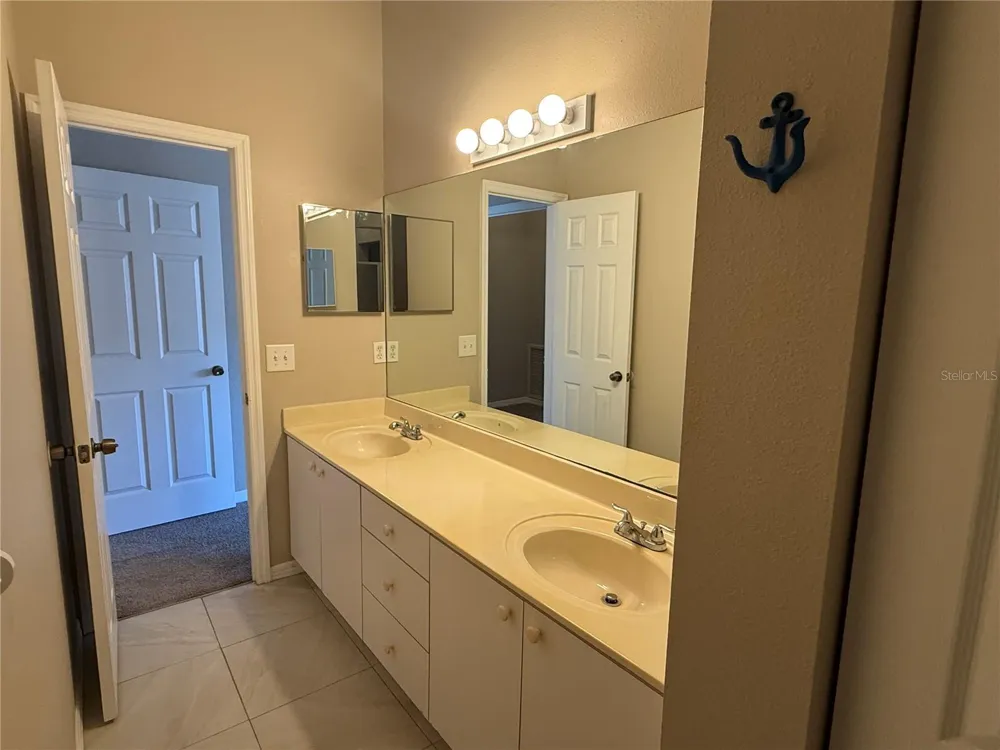 1117 PINELLAS BAYWAY S #303 Tierra Verde, FL 33715