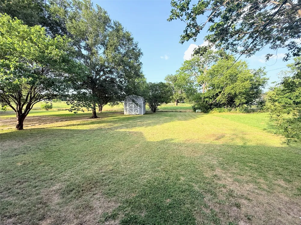 1111 Joel Street Groesbeck, TX 76642
