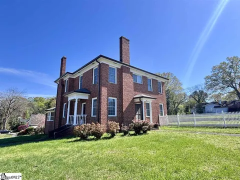 400 E Buford Street