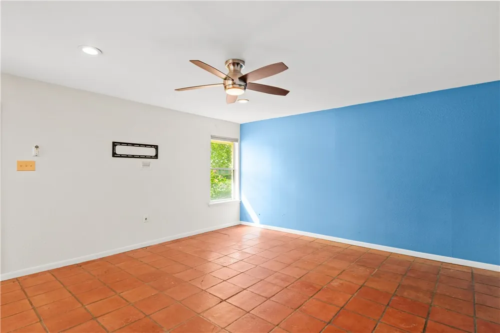 150 Santa Barbara Street Corpus Christi, TX 78411