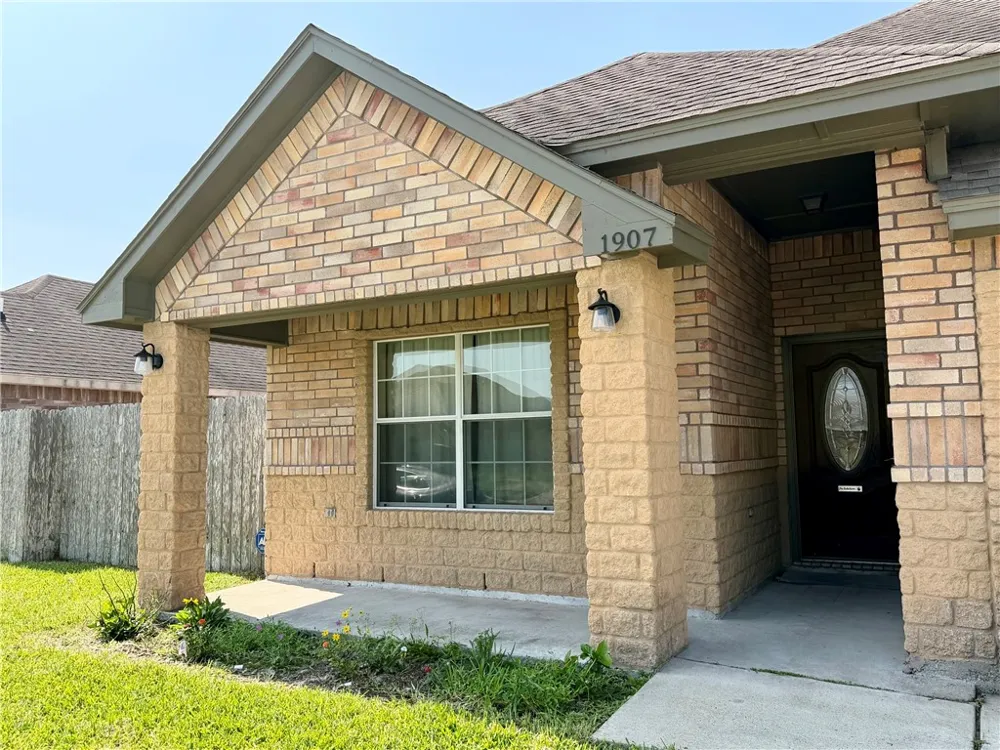 1907 Kelly Lane Kingsville, TX 78363
