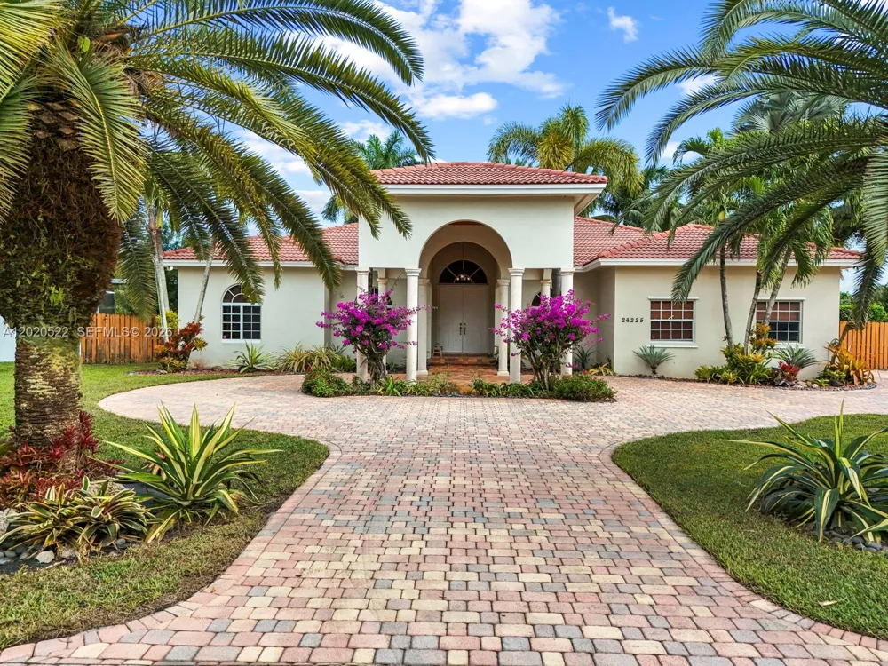 24225 SW 198th Ave Homestead, FL 33031