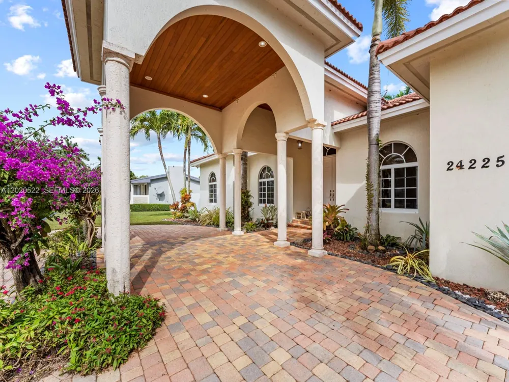 24225 SW 198th Ave Homestead, FL 33031