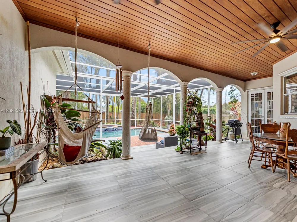 24225 SW 198th Ave Homestead, FL 33031