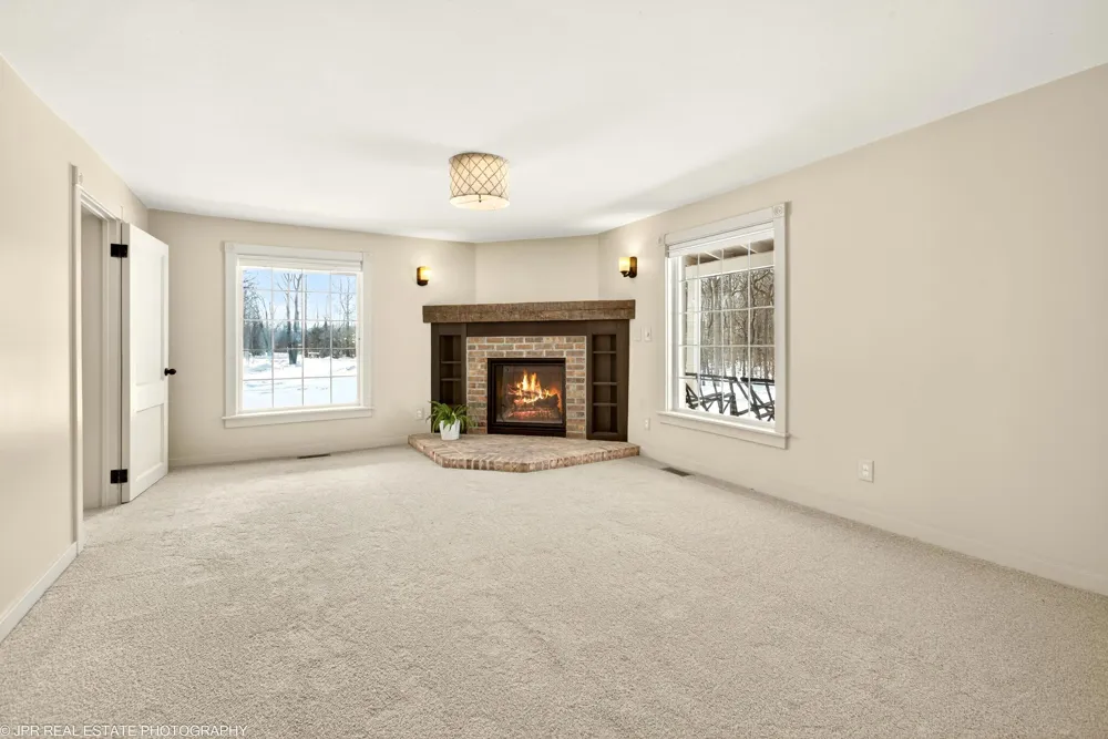 6811 116th Avenue Fennville, MI 49408