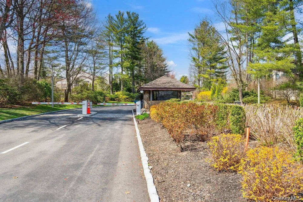 109 Foxwood Drive Jericho, NY 11753