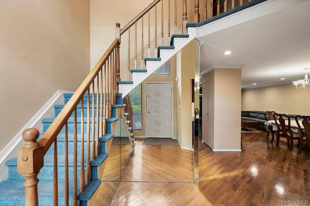 109 Foxwood Drive Jericho, NY 11753