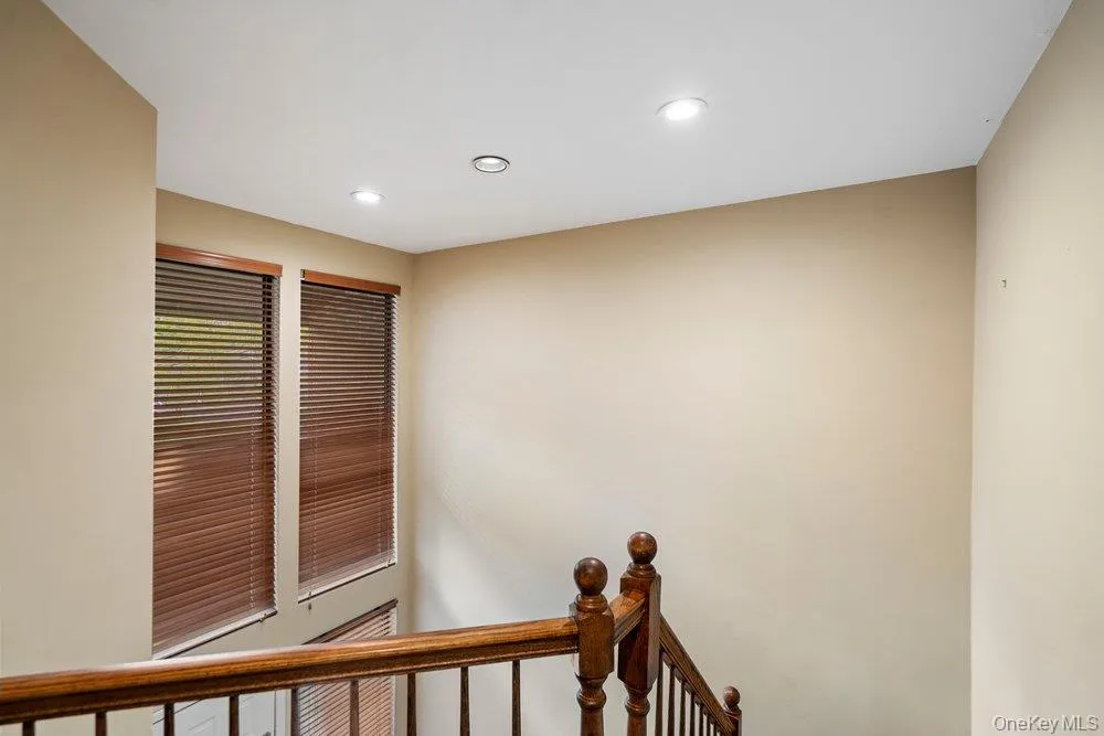 109 Foxwood Drive Jericho, NY 11753