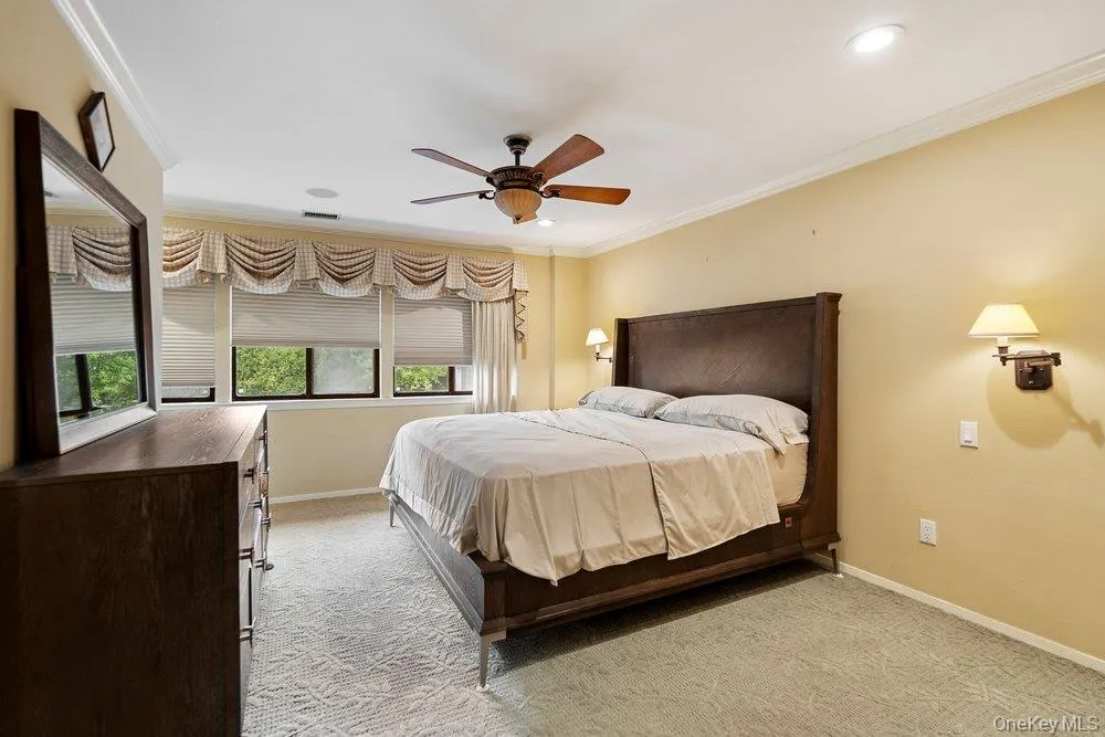 109 Foxwood Drive Jericho, NY 11753
