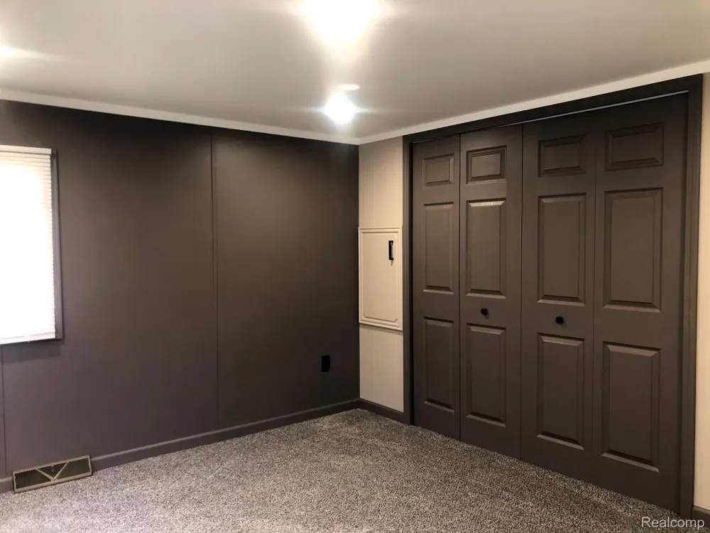612 Holly Court Jonesville City, MI 49250