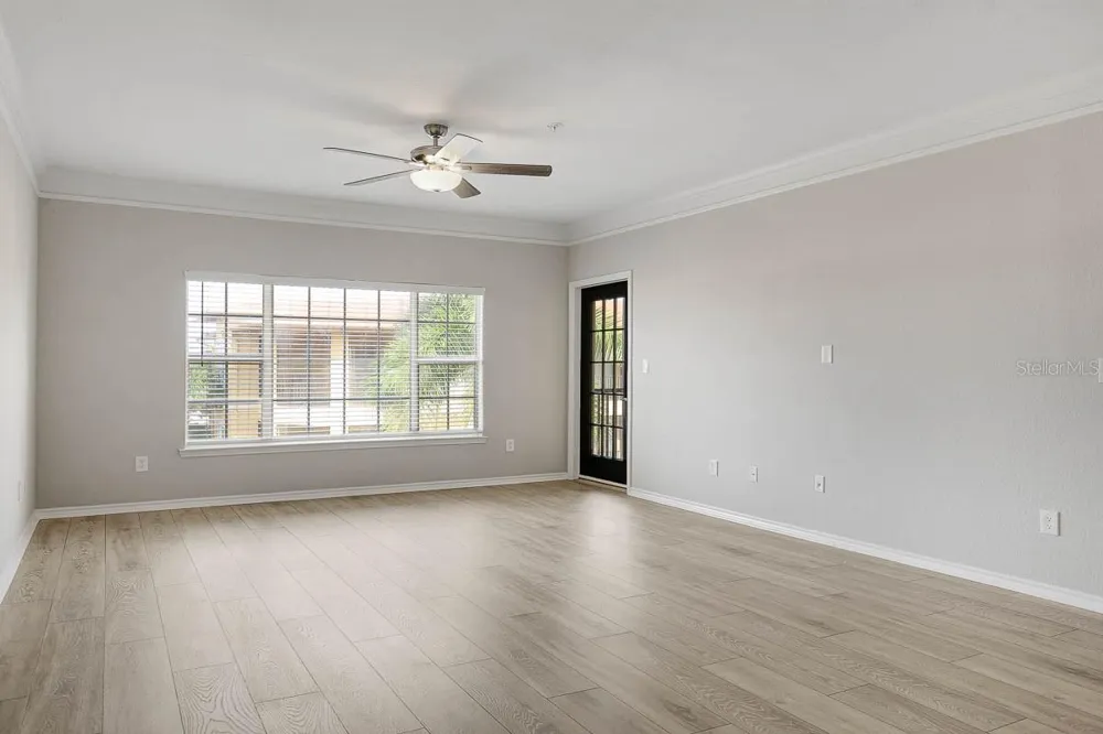 4311 BAYSIDE VILLAGE DRIVE #303 Tampa, FL 33615