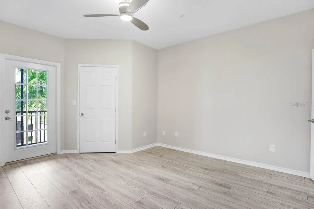 4311 BAYSIDE VILLAGE DRIVE #303 Tampa, FL 33615
