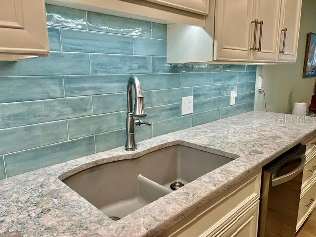 3280 SOUTHSHORE DRIVE #85C Punta Gorda, FL 33955