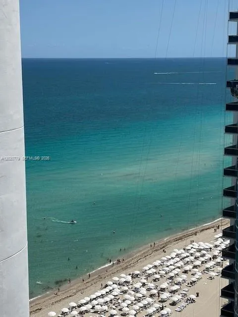 18201 Collins Ave #3407