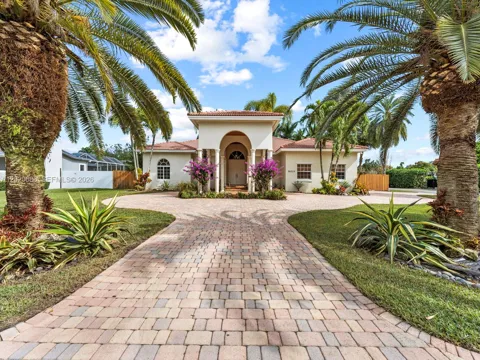 24225 SW 198th Ave