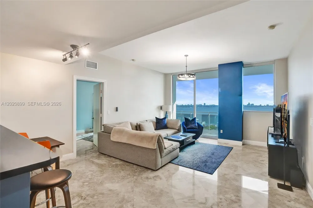 7901 Hispanola Ave #2010 North Bay Village, FL 33141