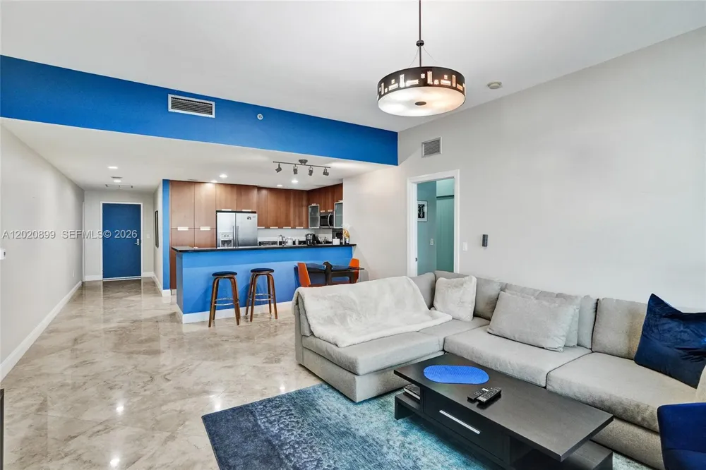 7901 Hispanola Ave #2010 North Bay Village, FL 33141