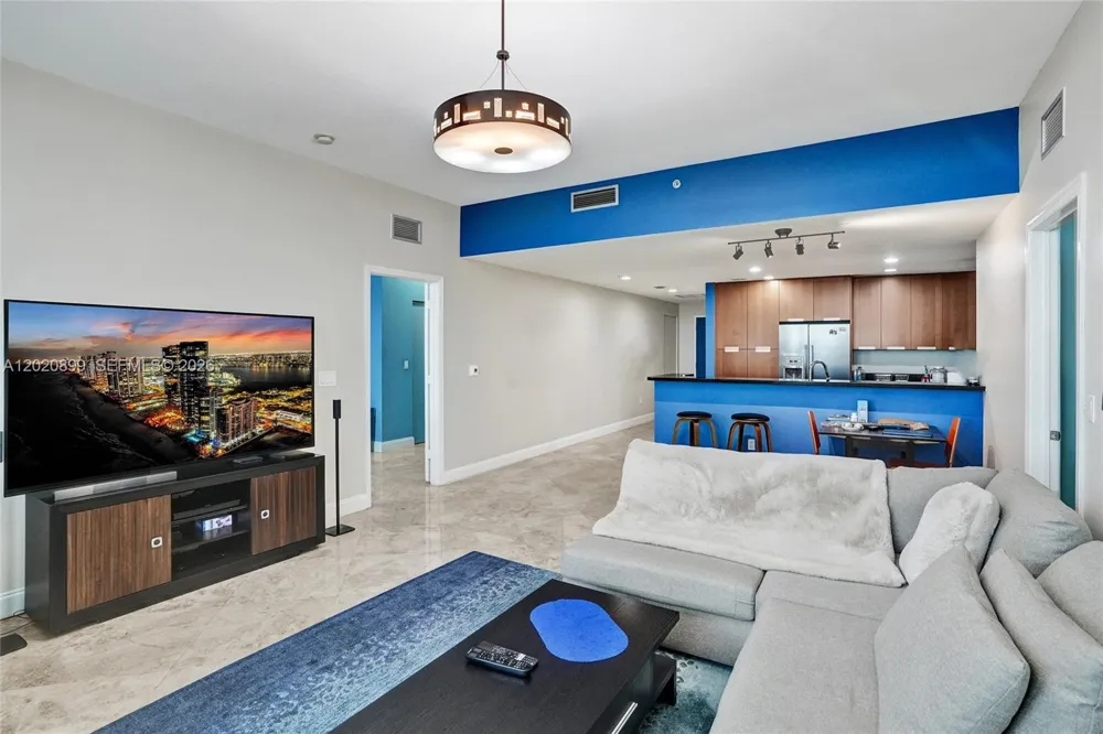 7901 Hispanola Ave #2010 North Bay Village, FL 33141