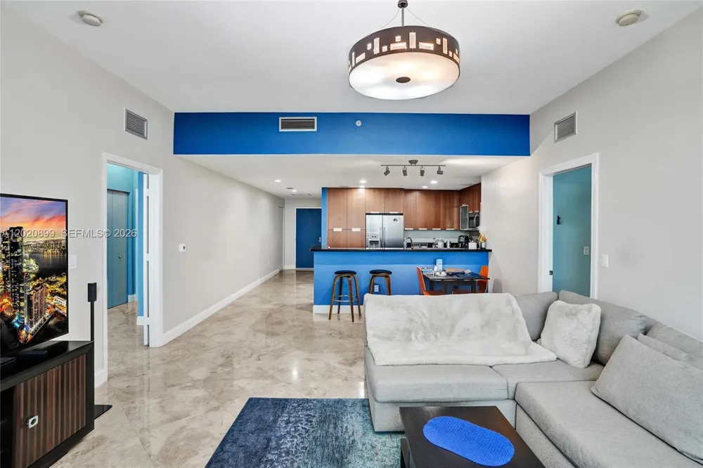 7901 Hispanola Ave #2010 North Bay Village, FL 33141