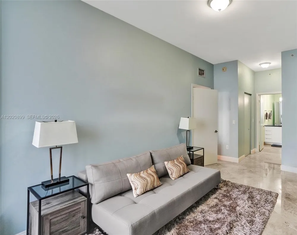 7901 Hispanola Ave #2010 North Bay Village, FL 33141