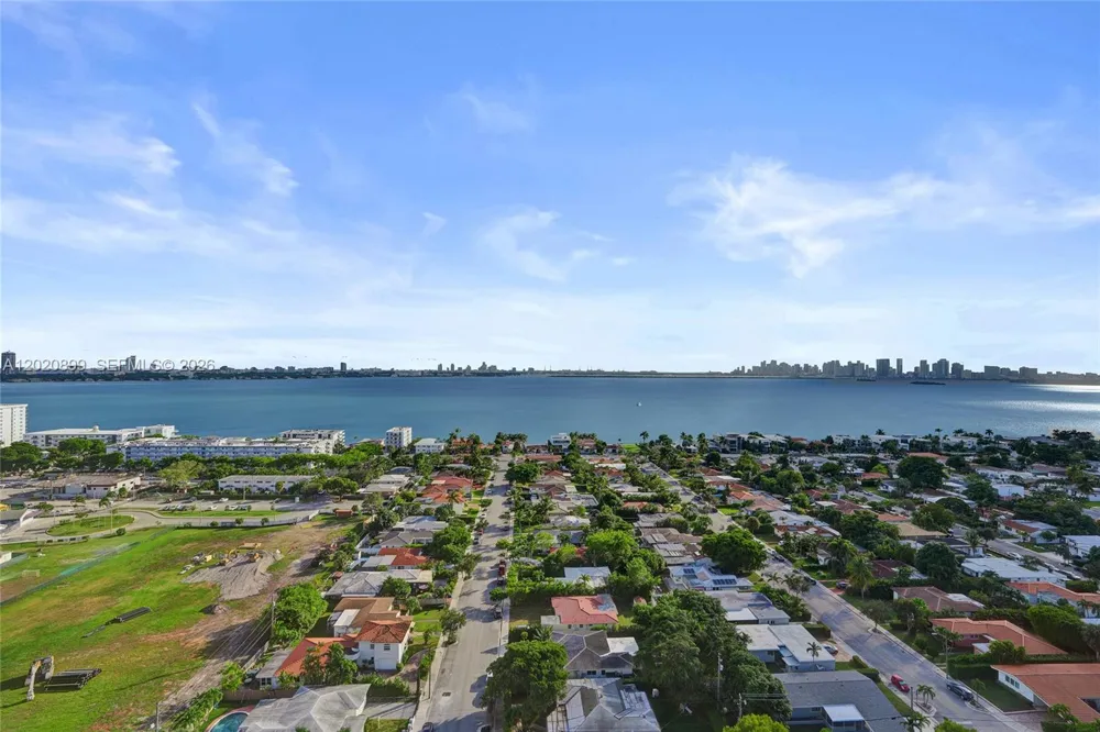 7901 Hispanola Ave #2010 North Bay Village, FL 33141