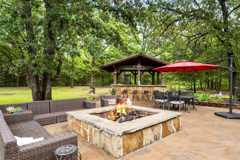 871 VZ County Road 1913 Fruitvale, TX 75127