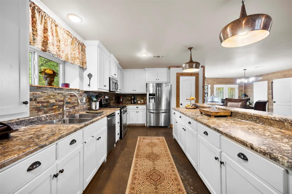 871 VZ County Road 1913 Fruitvale, TX 75127
