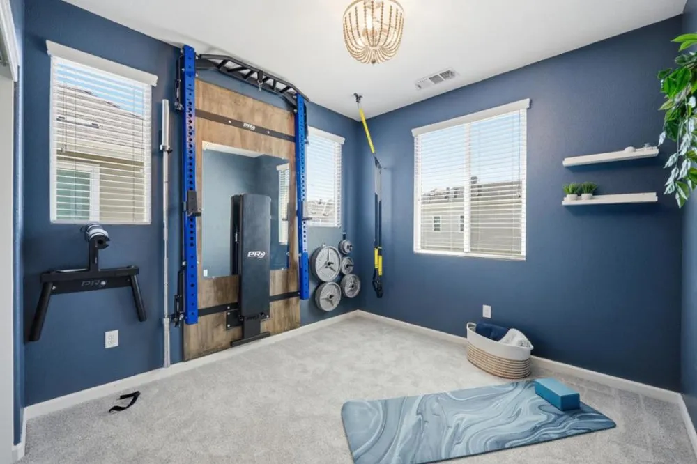 176 E Main Avenue Morgan Hill, CA 95037
