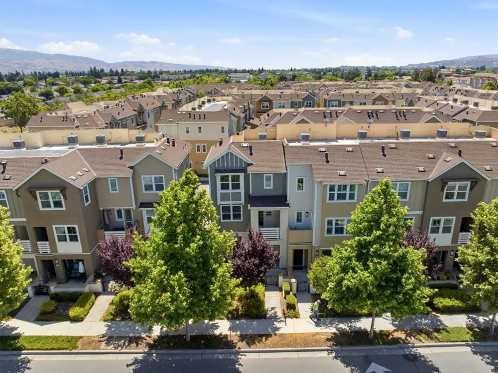 176 E Main Avenue Morgan Hill, CA 95037