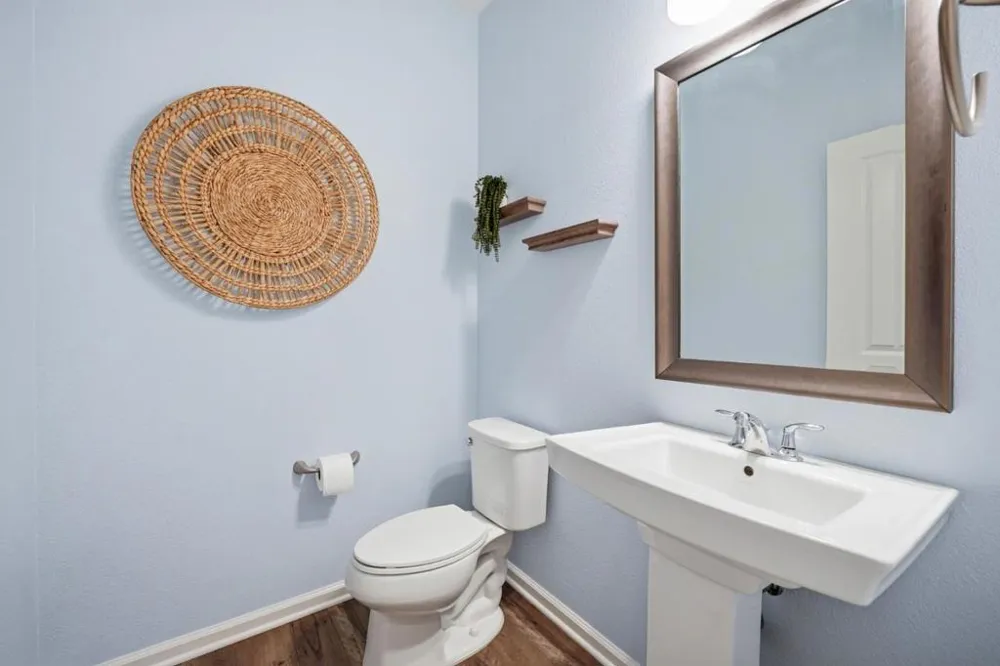 176 E Main Avenue Morgan Hill, CA 95037