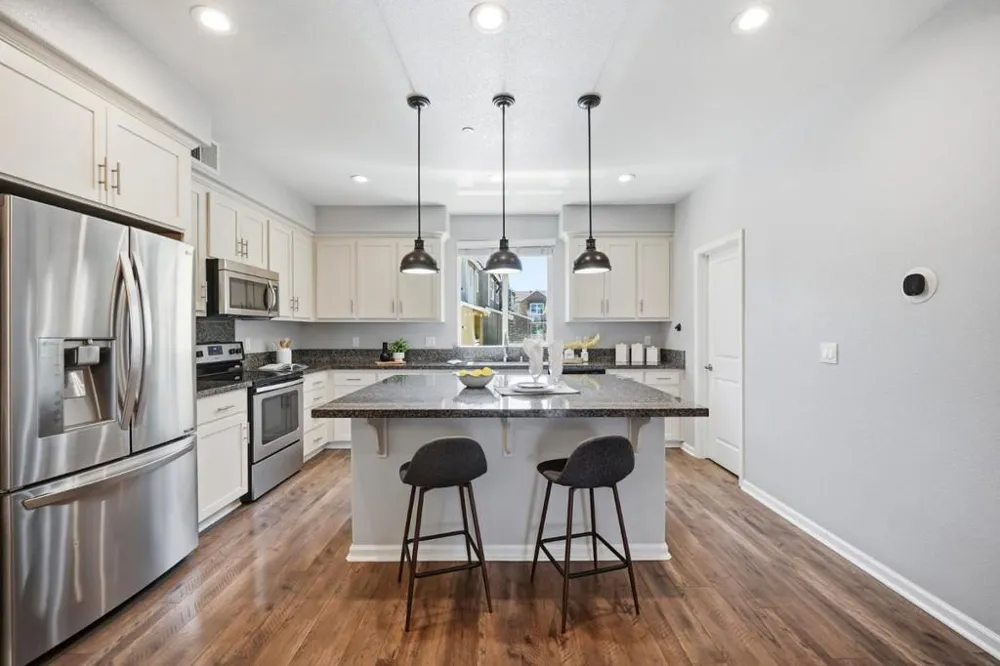 176 E Main Avenue Morgan Hill, CA 95037