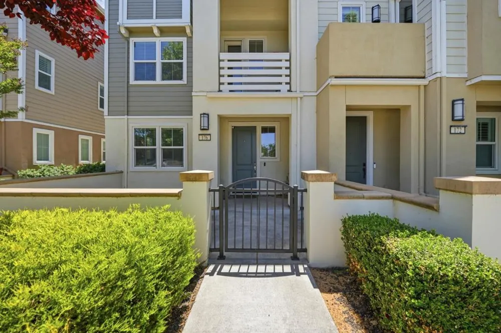 176 E Main Avenue Morgan Hill, CA 95037