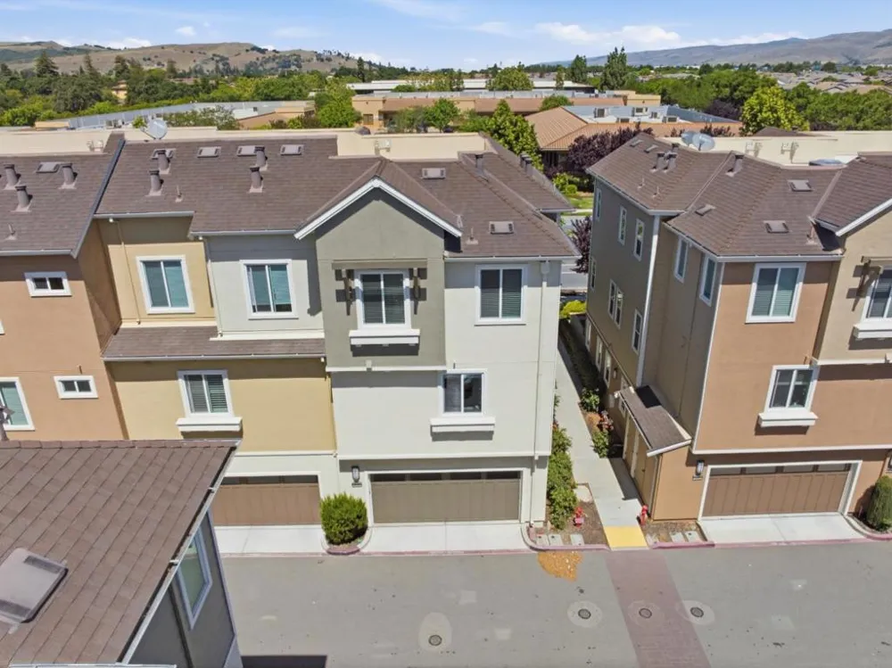 176 E Main Avenue Morgan Hill, CA 95037