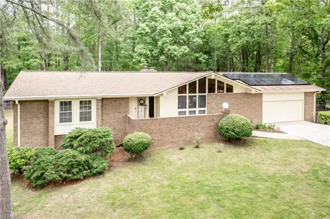 221 Obie Drive