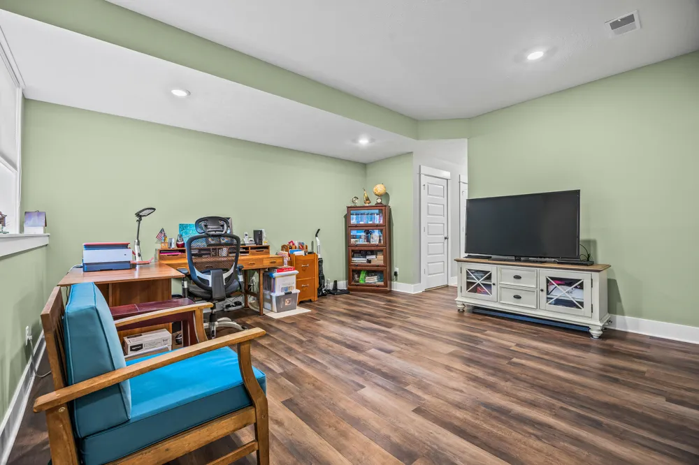 936 S Lake Street Whitehall City, MI 49461