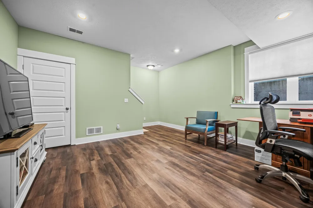936 S Lake Street Whitehall City, MI 49461