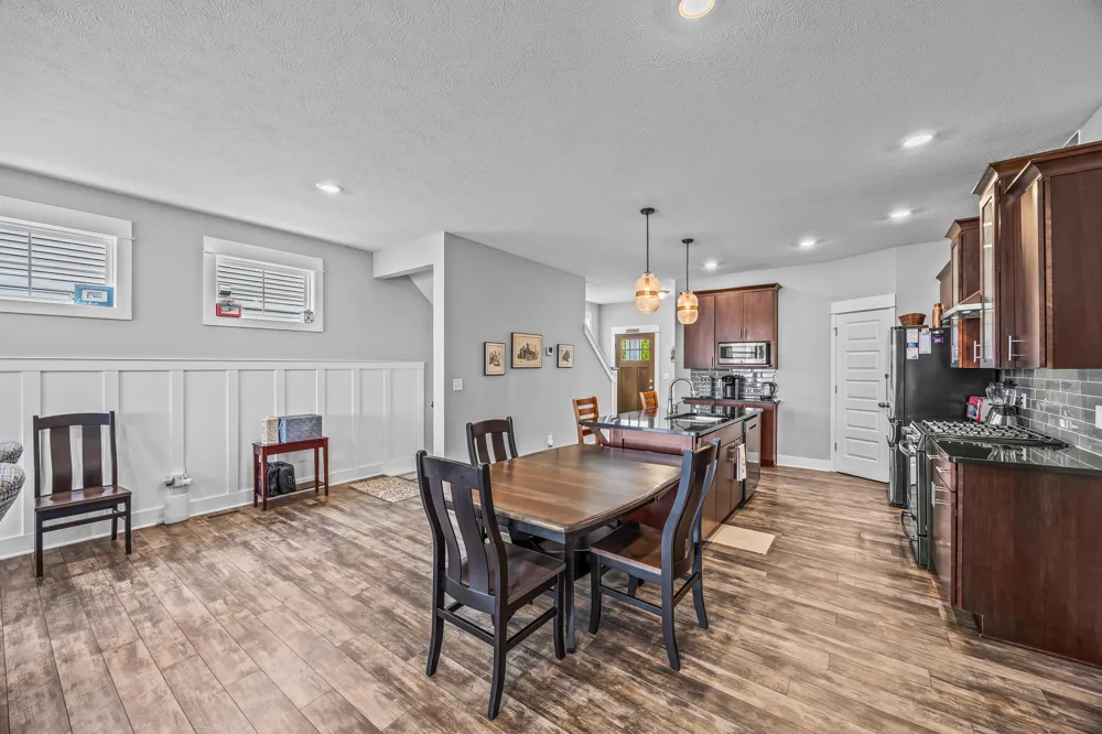 936 S Lake Street Whitehall City, MI 49461