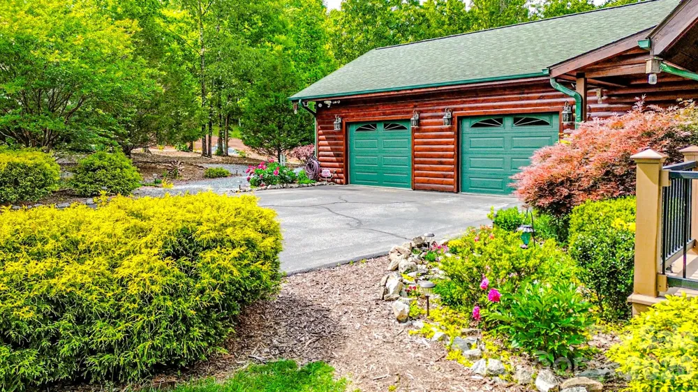 371 Hickory Loop Road Rutherfordton, NC 28139