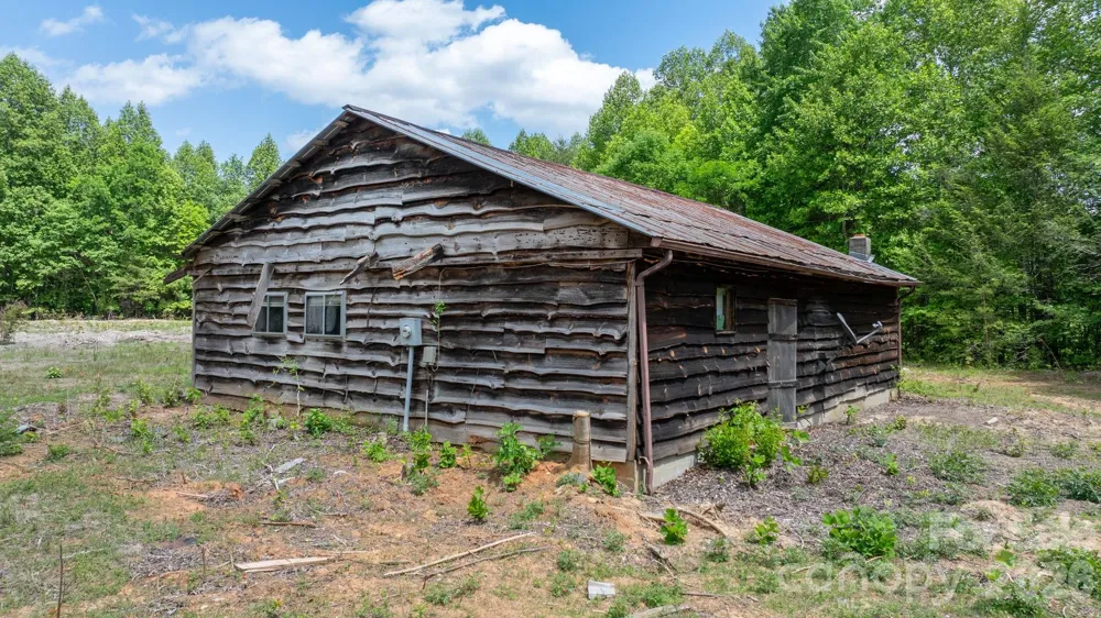 1460 Husbands Creek Road Lenoir, NC 28645