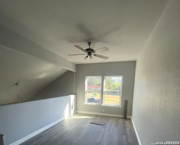 107 SUTTON PL Uvalde, TX 78801