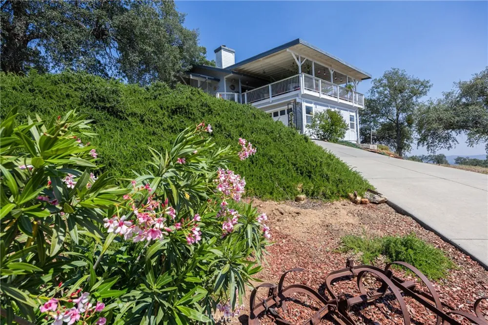 29657 Lilley Mountain Coarsegold, CA 93614