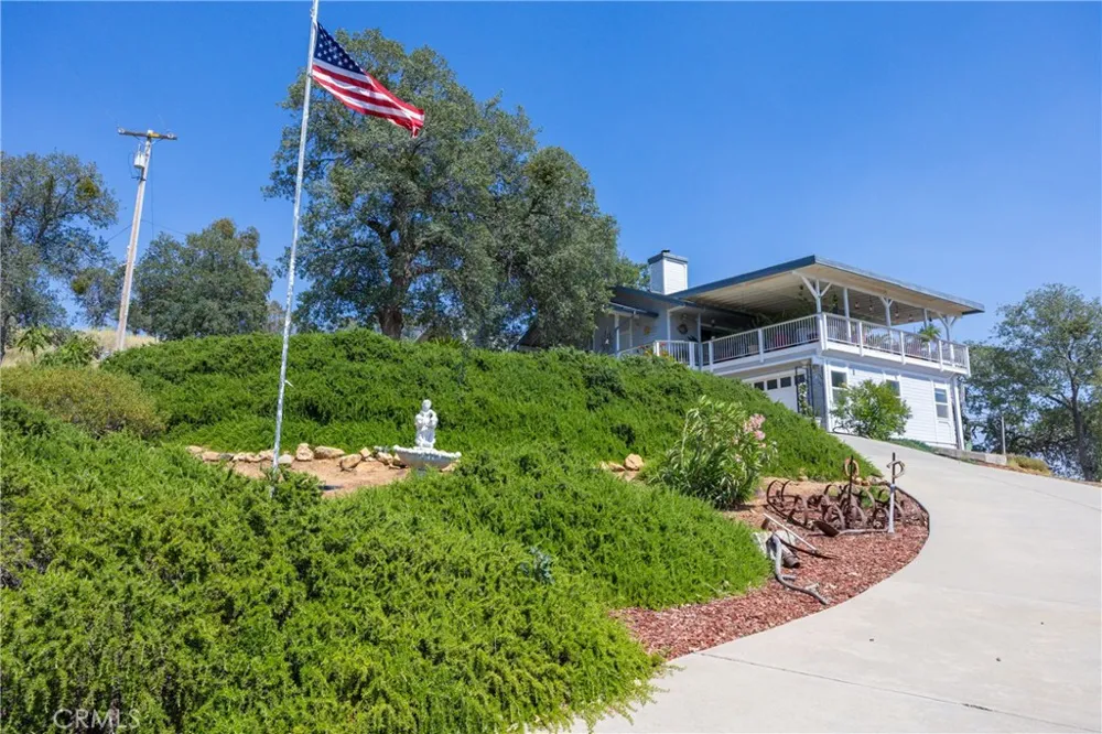 29657 Lilley Mountain Coarsegold, CA 93614
