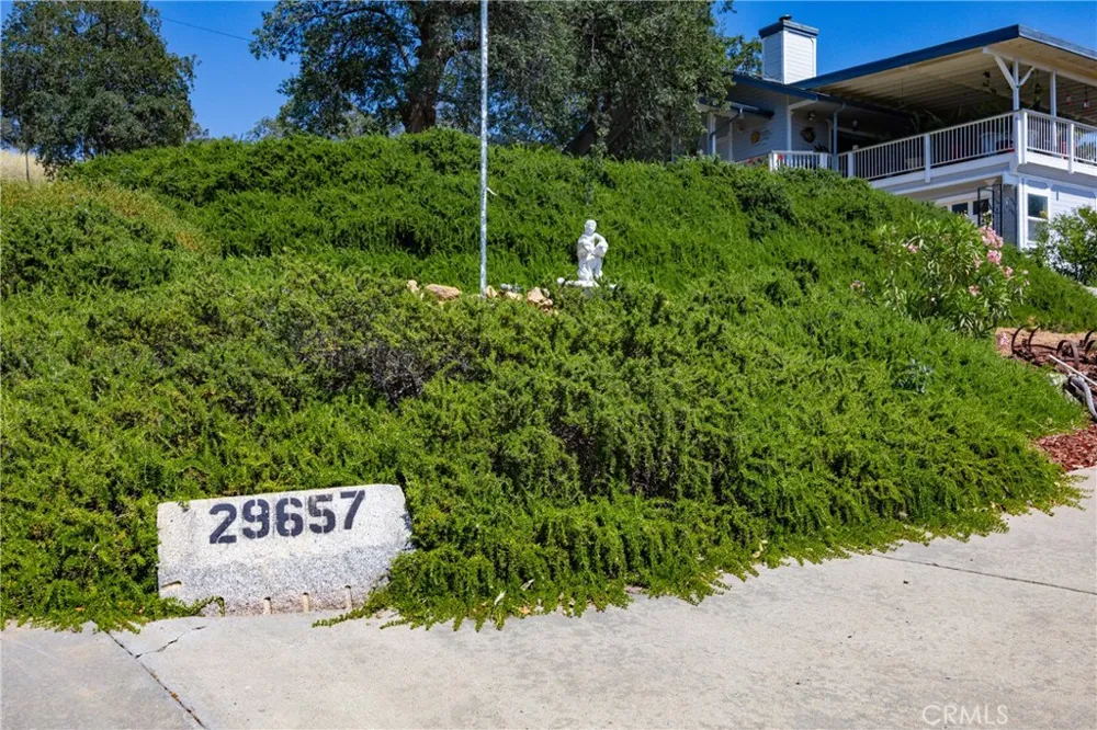 29657 Lilley Mountain Coarsegold, CA 93614