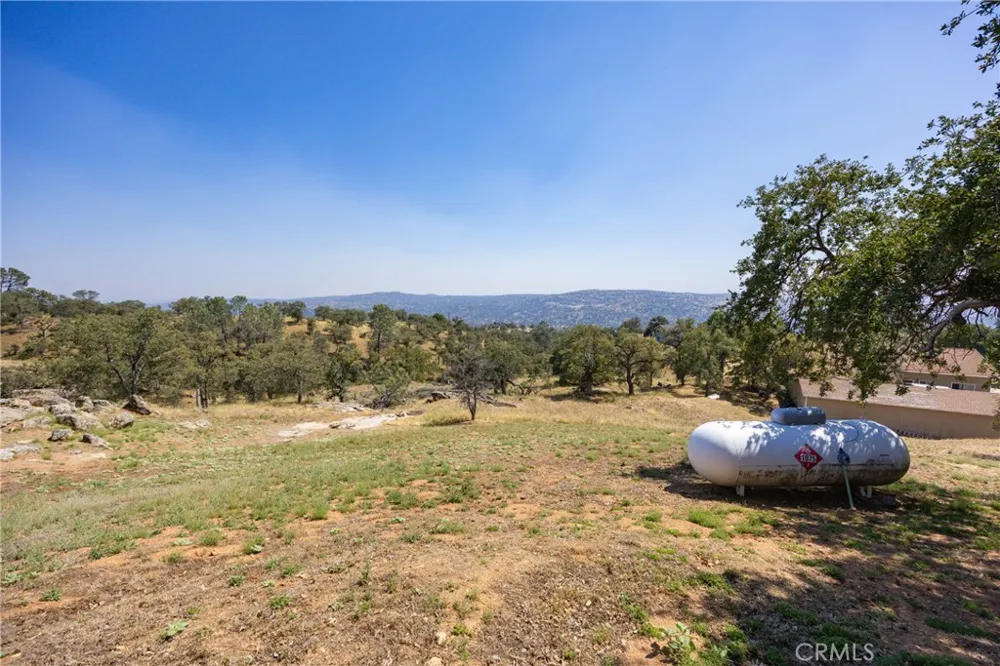 29657 Lilley Mountain Coarsegold, CA 93614