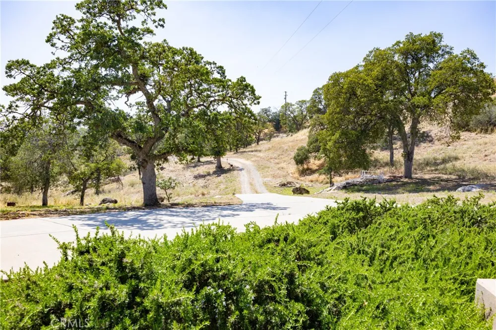29657 Lilley Mountain Coarsegold, CA 93614