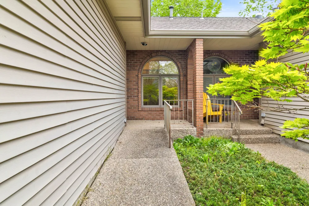 643 Crestview Street #27 Holland, MI 49423