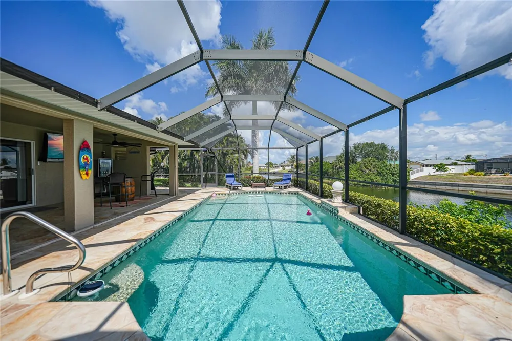 515 GLEASON PARKWAY Cape Coral, FL 33914