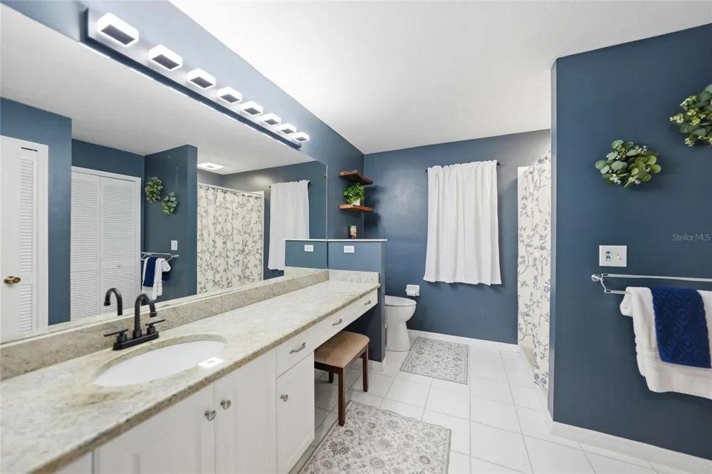 515 GLEASON PARKWAY Cape Coral, FL 33914